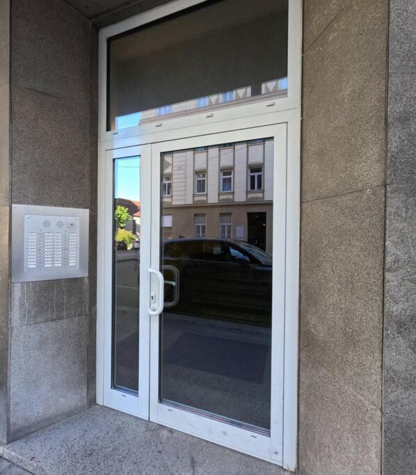 Vienna: Cozy 2-room Apt. Apartamento *